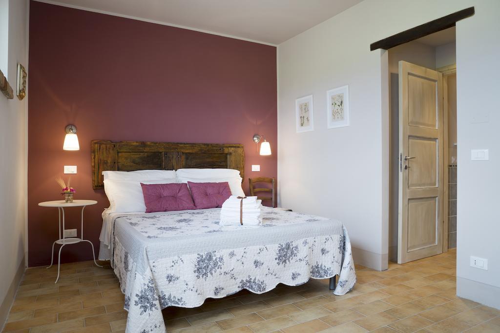 Podere Le Spighe Guest House Castroncello Стая снимка