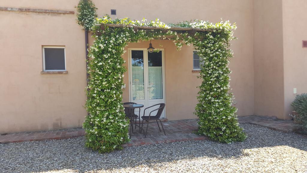 Podere Le Spighe Guest House Castroncello Екстериор снимка